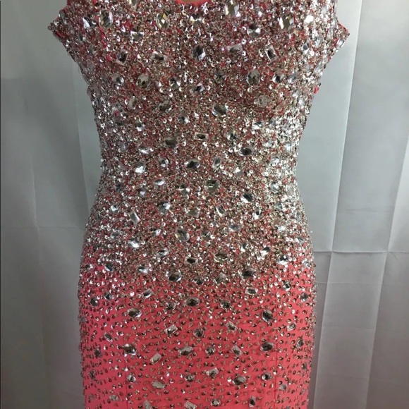 Alyce Paris Prom dress - Picture 2 of 7